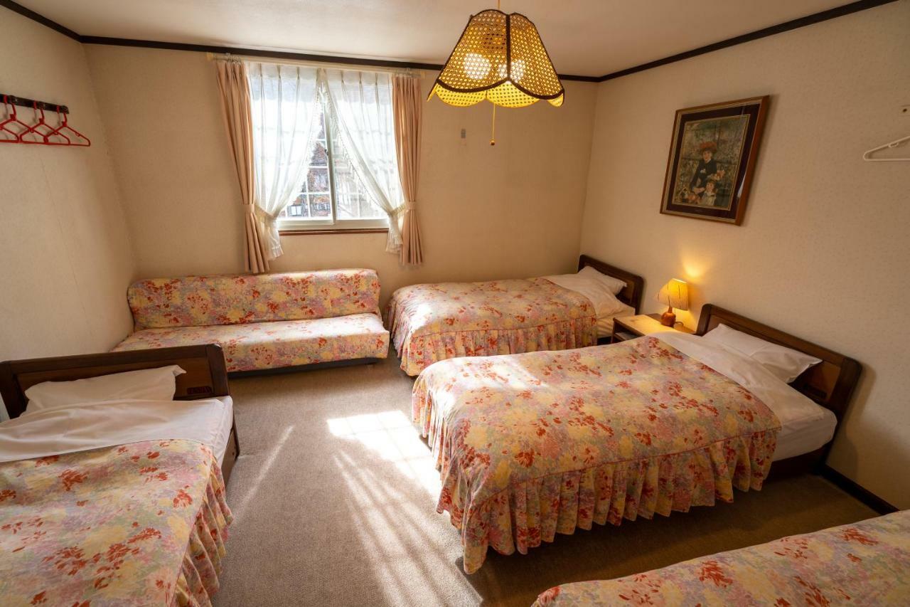 Hotel ピュアモール ミモザ Hakuba Esterno foto