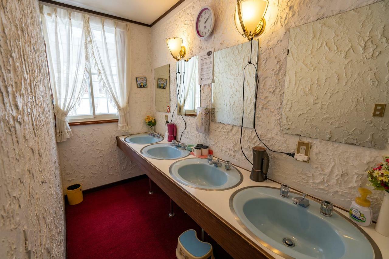 Hotel ピュアモール ミモザ Hakuba Esterno foto
